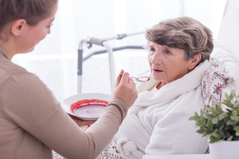 benefits-of-holistic-care-for-elderly-people-at-home